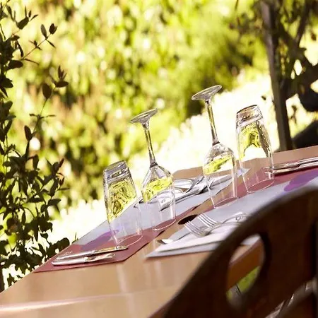 Campanile Montlucon ~ Saint-victor Hotel Saint-Victor (Allier)